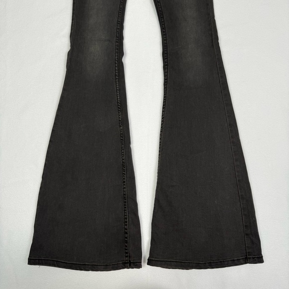 Free People Jeans - Picture 4 of 9
